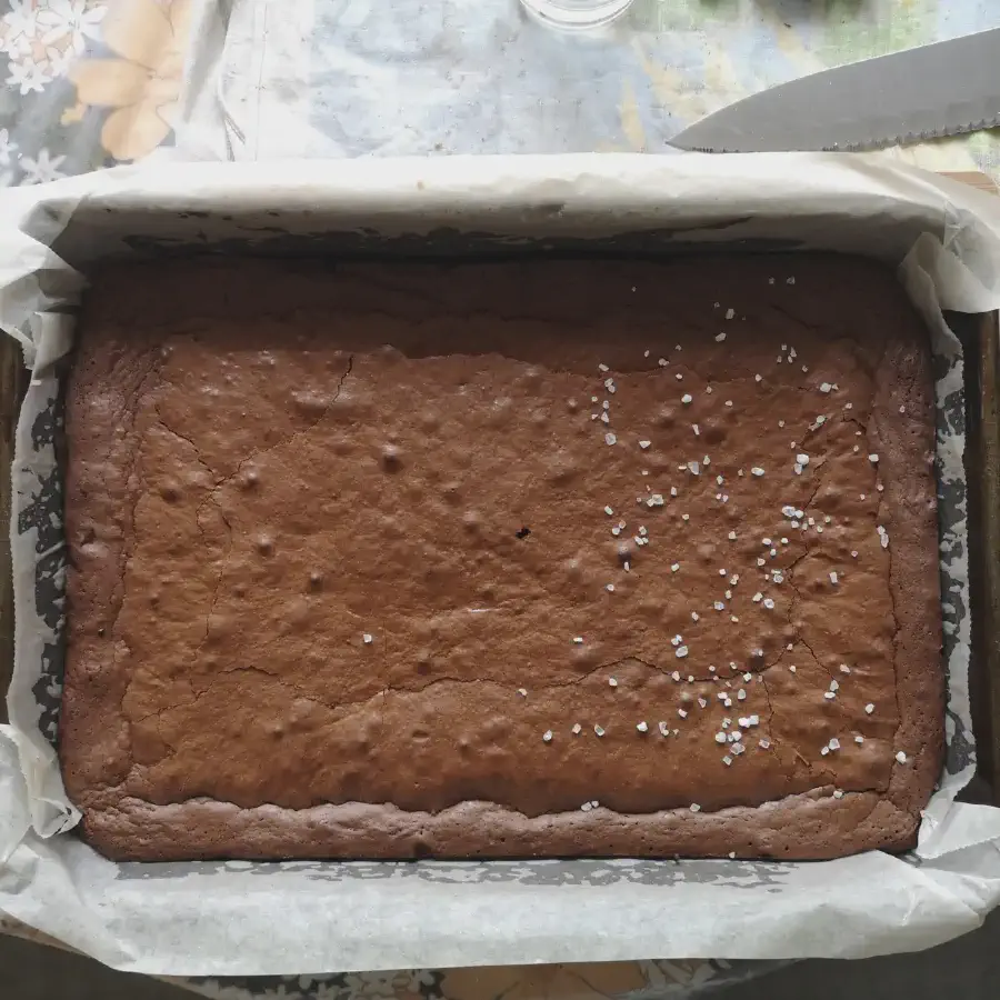 Čokoládové brownies po upečení