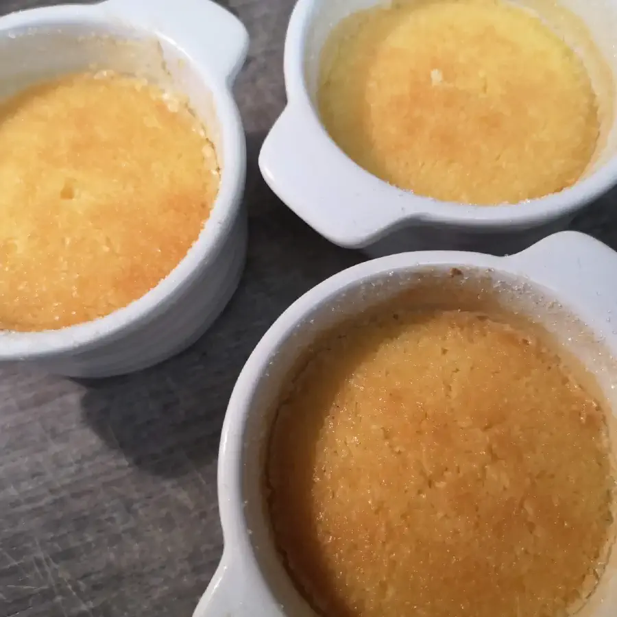 Quindim v zapekacej miske