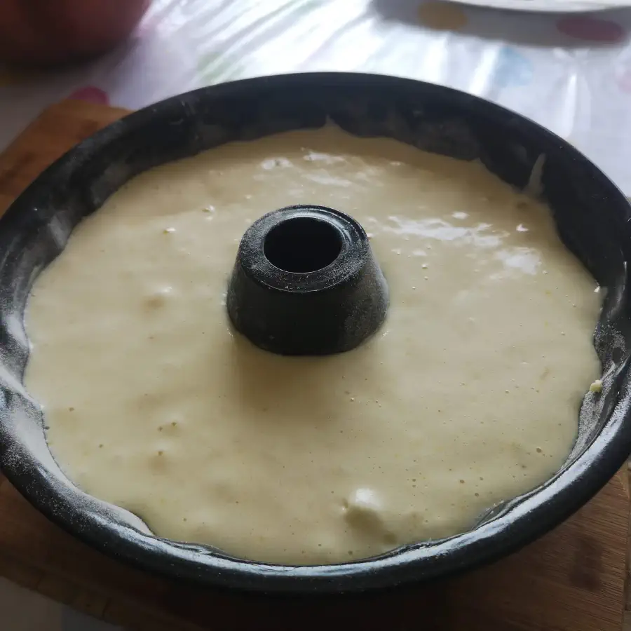 Bábovka z prepeličích vajec - pred pečením